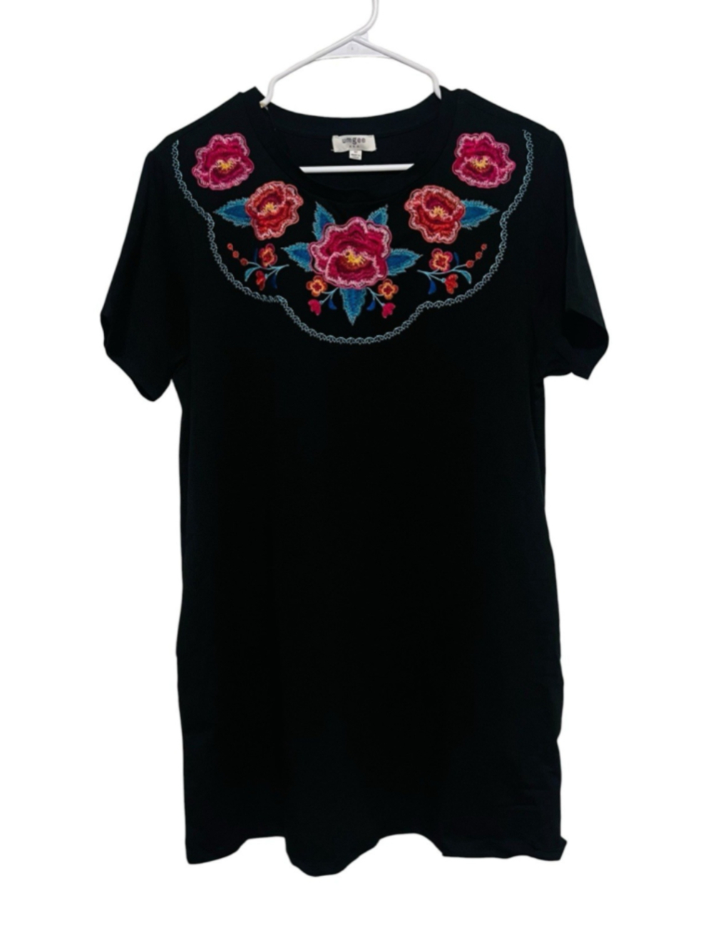 NWOT Umgee Floral Embroidered Shift Dress Medium Black Cotton Stretch Flower NEW